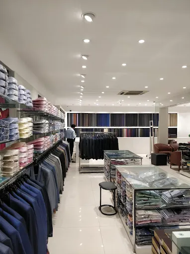 The Raymond shop